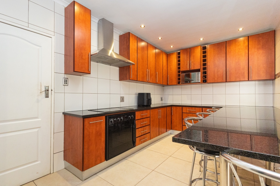 4 Bedroom Property for Sale in Eversdal Western Cape